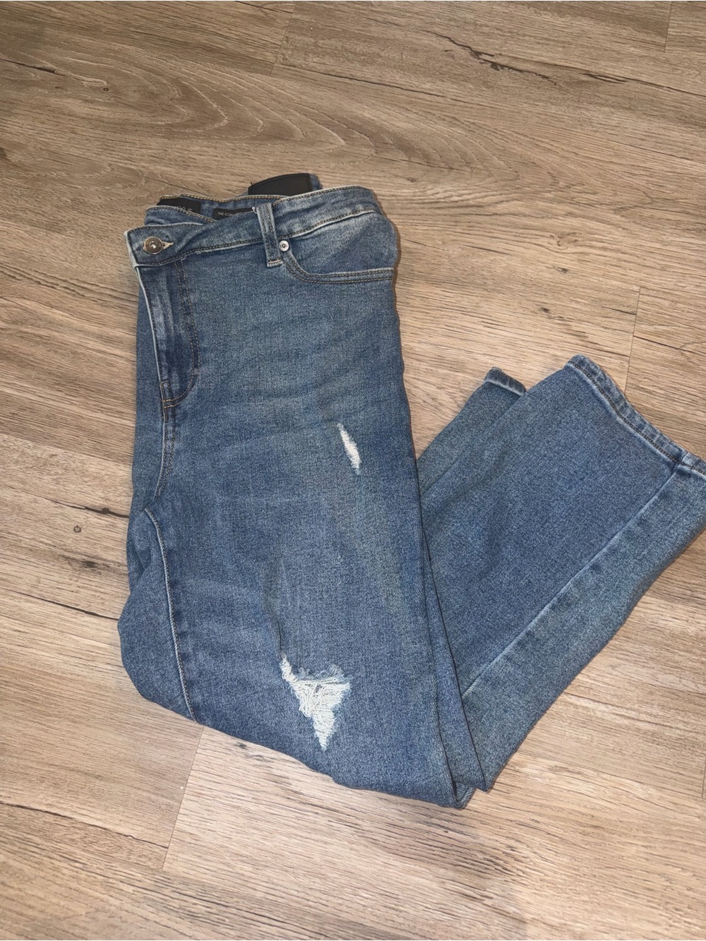 Kendall & Kylie Women's Blue Straight Leg Distressed Jeans